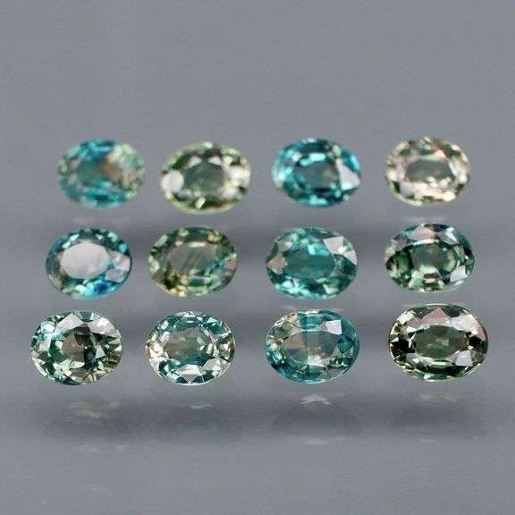 Absolutely fantastic! Heavy 4.06ct set of Parti colored Australian Sapphires