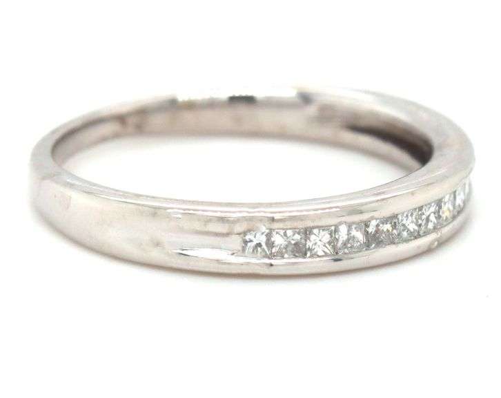 18kt White gold 0.30ctw princess cut channel set diamond band