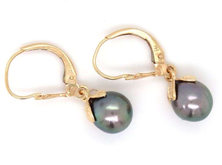 14kt Yellow gold 7.5mm Tahitian pearl dangle earrings