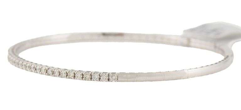 New 0.71ctw Round Diamond Flex Bangle Bracelet in 14K