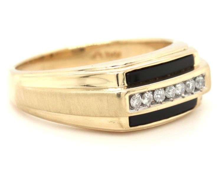10kt Yellow gold channel set diamond and black onyx Gent's ring