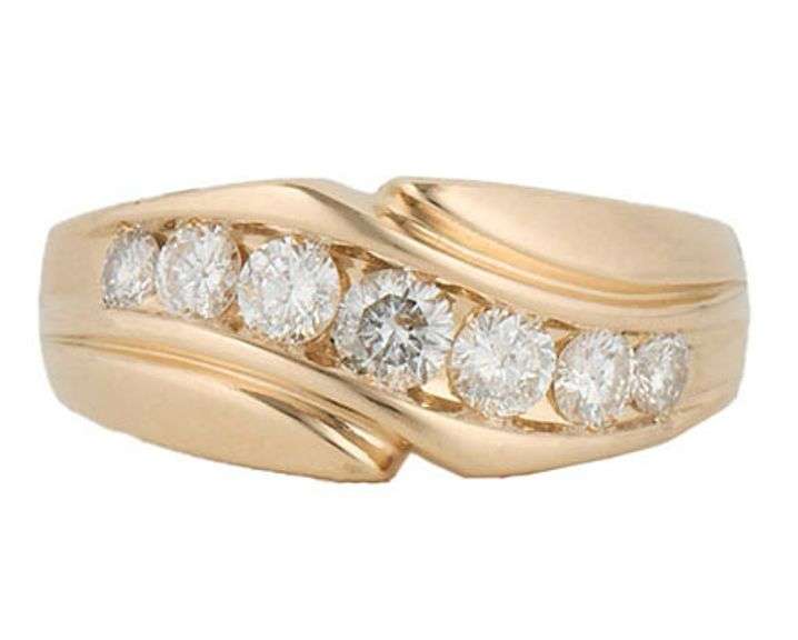 Gents 1.15ctw Round Graduated Diamond Channel Set Band Ring in 14K