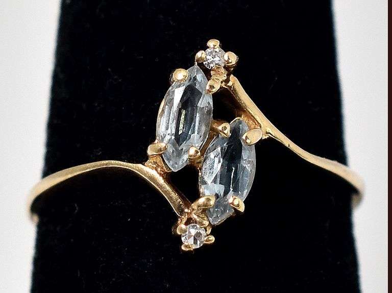 Beautiful 10K Yellow Gold Blue Topaz Gemstone Ring with Diamond Accents