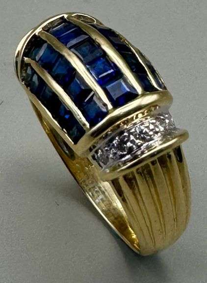18K Yellow Gold Sapphire & Diamond Ring