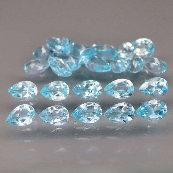 Glittering! 25 piece 11.85ct full fire sky blue Topaz set!