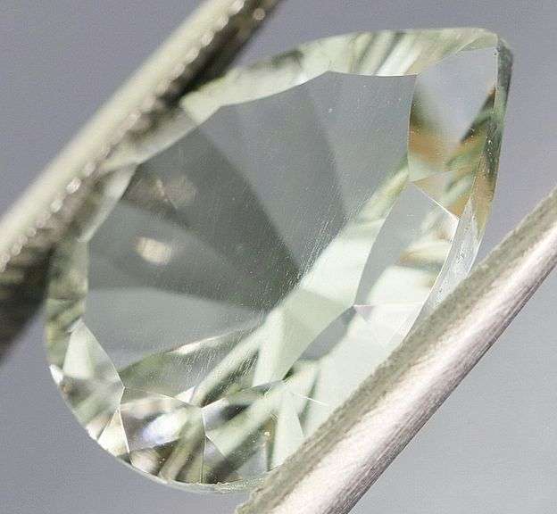 High grade 3.65ct platinum green Amethyst