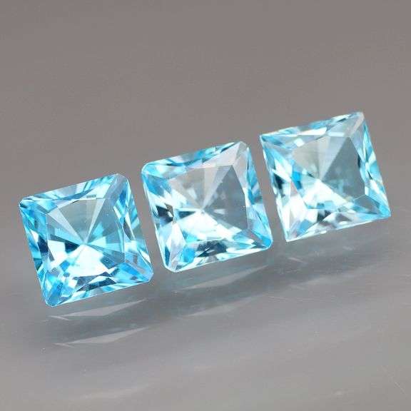 3 piece set! 10.31 carats! Vibrant VS grade Swiss blue Topaz!
