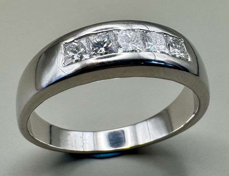 14K White Gold Princess Cut Wedding Band of 1.05ct