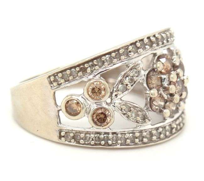 10kt White gold champagne and white diamond band