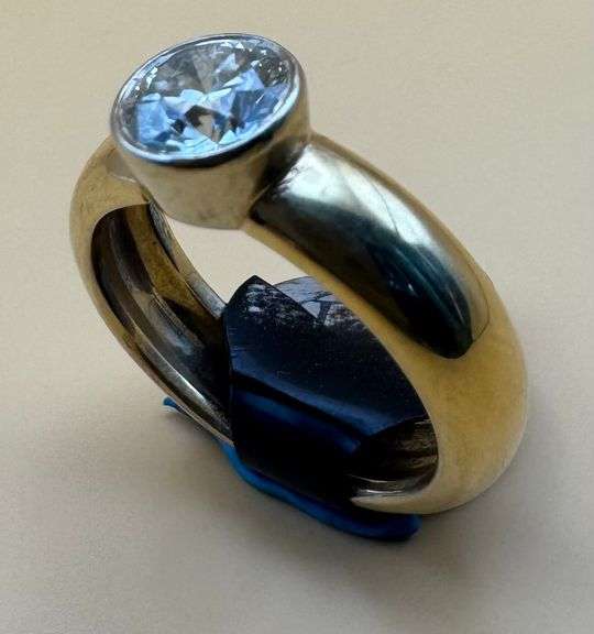 14K Yellow Gold Round Brilliant Cut 1.05ct Diamond Ring