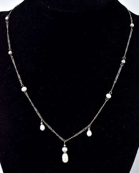 Pearl Beaded Necklace in Sterling Silver