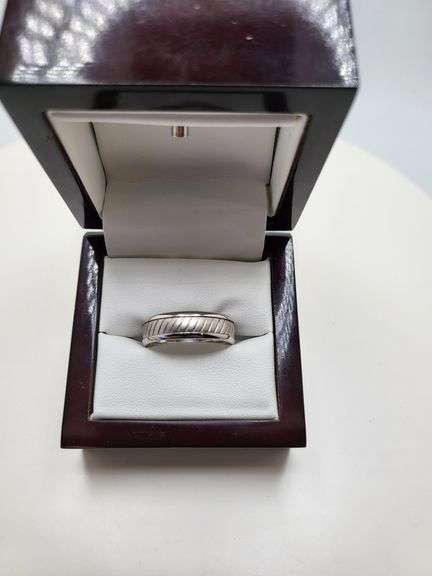 14KT White Gold Band