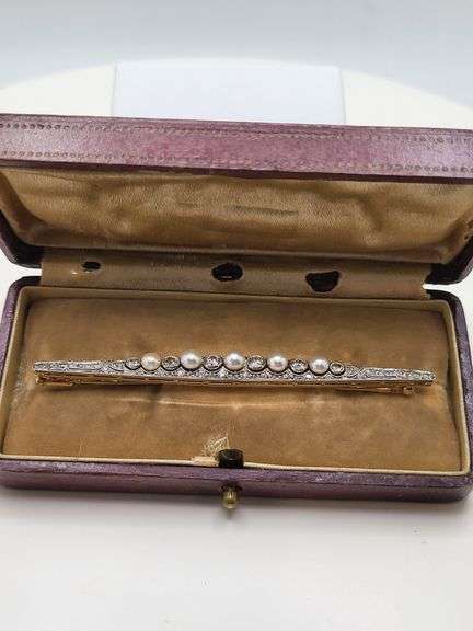 Very rare antique 18kt Pearl & Diamond Brooch
