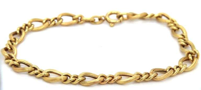 Stylish 18K YG Bracelet