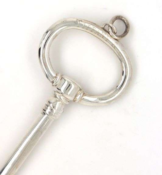 Tiffany & Co key pendant in 925 sterling silver