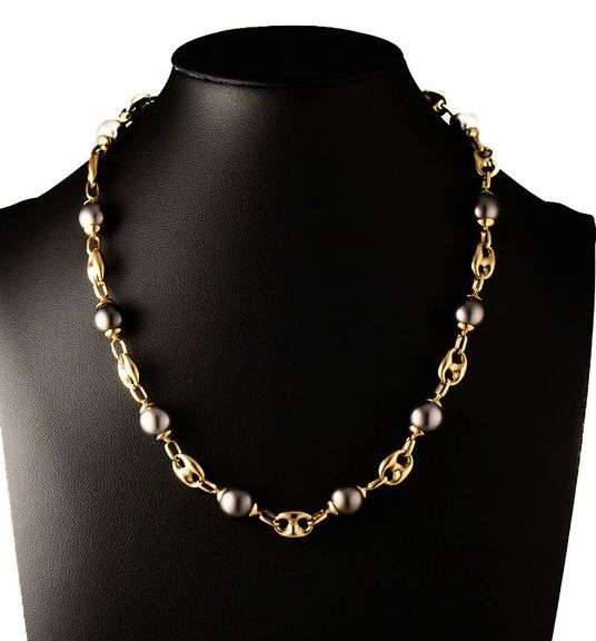 Black Tahitian Pearl and Gucci Link Chain Station Necklace in 18K