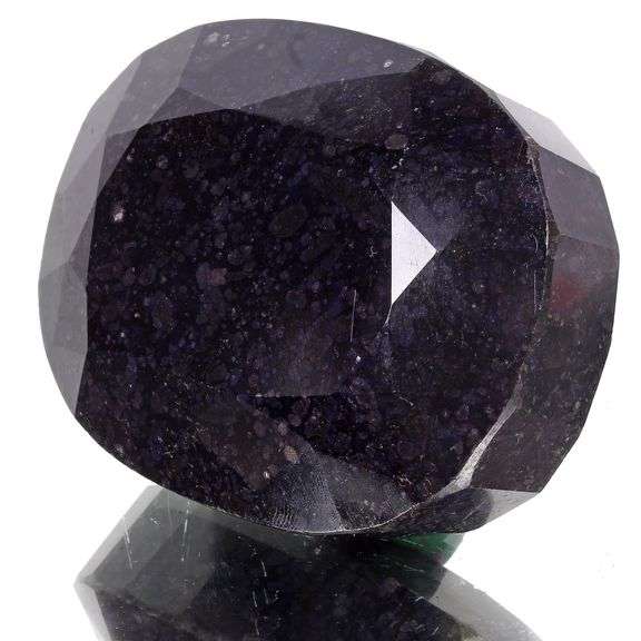 Huge  2150 Ct Certified Natural Mined From The Earth Blue Sapphire Solitaire