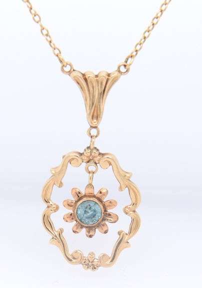 10KT Yellow Gold With Blue Topaz Dangle Pendant With Chain