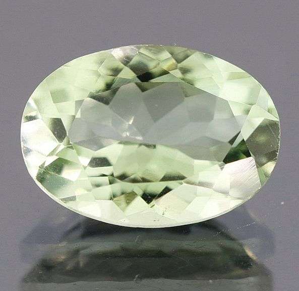 Glittering 5.33ct untreated platinum green Amethyst