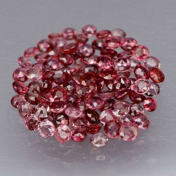 Untreated! Rare color! 3.96ct Imperial red Sapphire set!!!