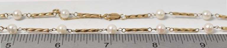 Pretty 14K Yellow Gold Pearl Beaded Necklace