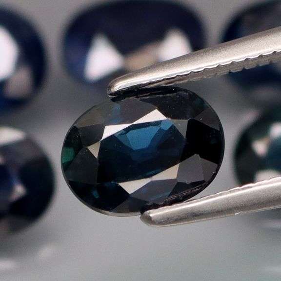 Heavy collection of 7x5mm Sapphires weighing 6.72 carats!