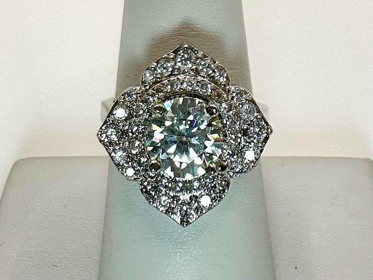 Sparkling 2.75 Ct White Ice Blue Simulated Diamond Ring