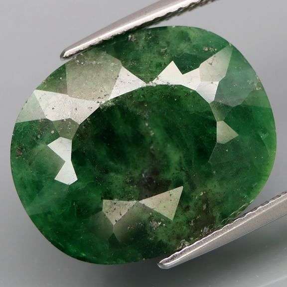 Massive! 18.78ct untreated Tsavorite Garnet!