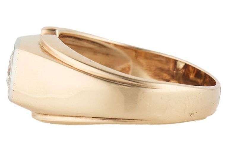 Gents 0.50ct Round Diamond Solitaire Ring in 14K