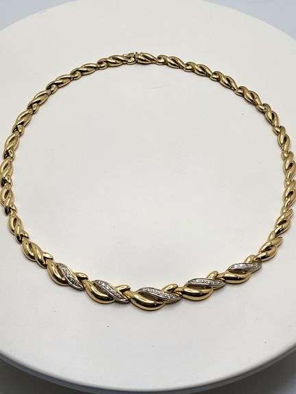 Very Fine 14KT Yellow Gold and Diamond Necklace