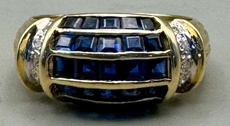 18K Yellow Gold Sapphire & Diamond Ring