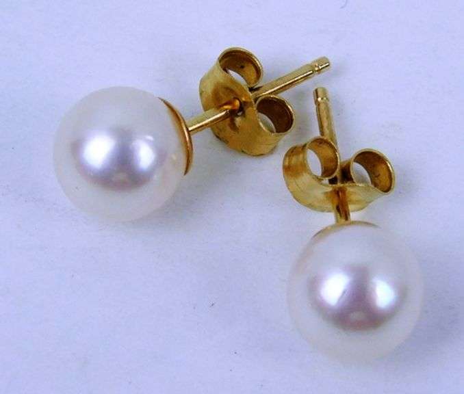 14K Gold 6.5MM Pearl Stud Earrings