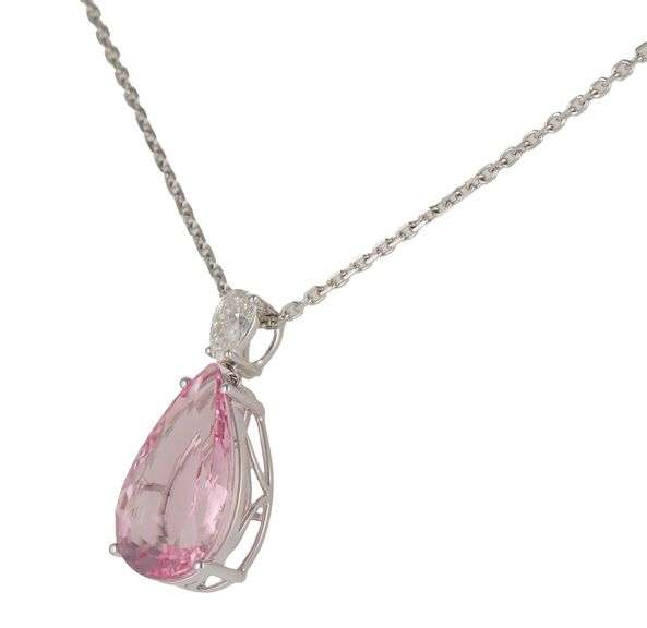 New 11.60ct Oval Morganite and 0.80ct Pear Shaped Diamond Pendant Necklace in 14K