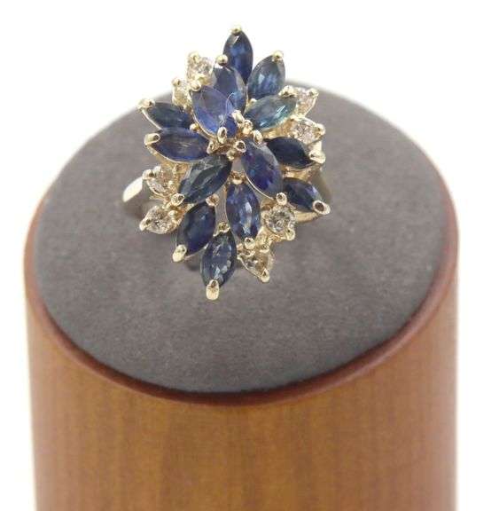 14kt Yellow gold 1.60ctw sapphire and diamond cluster ring