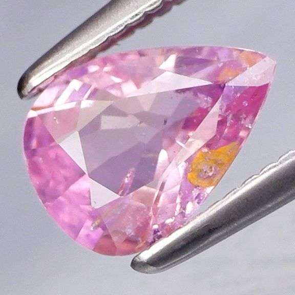 Sparkling! Untreated! .87ct REAL pink Sapphire!