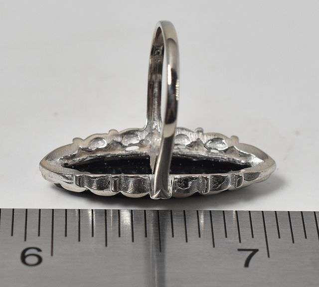 Striking 10K White Gold Black Onyx Gemstone Ring