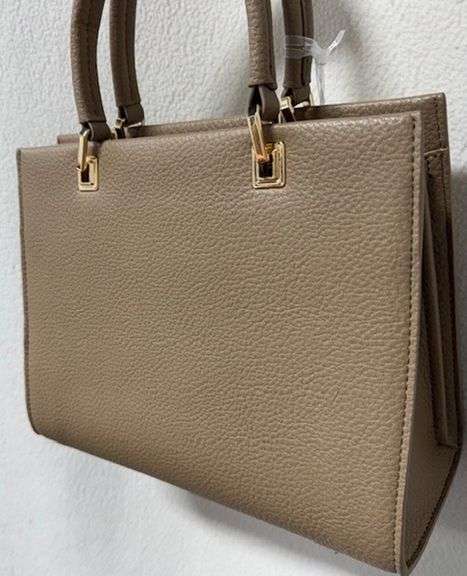 New Style Hand Bag by David Jones-Paris