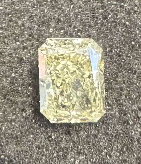 IGI Certified 1.78 Carat Lab Grown Diamond