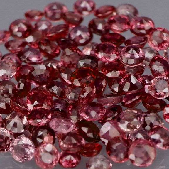 Untreated! Rare color! 3.96ct Imperial red Sapphire set!!!
