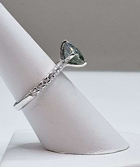 Exceptional 2.35 Ct Lab Simulated Russian Alexandrite and Diamond Asscher Cut Ring