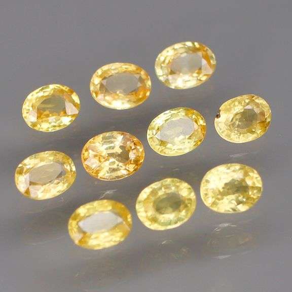 Full fire! 2.27ct top golden yellow Sapphire set