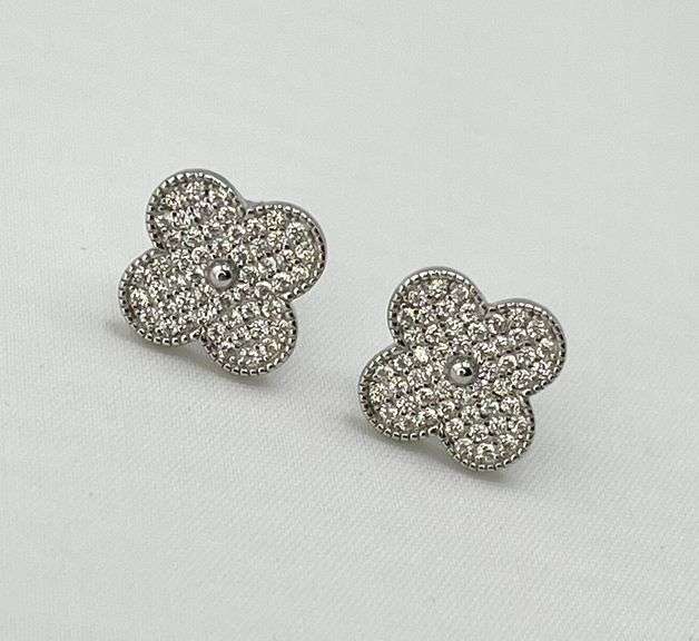 925 Sterling Silver Crystal Clover Stud Earrings