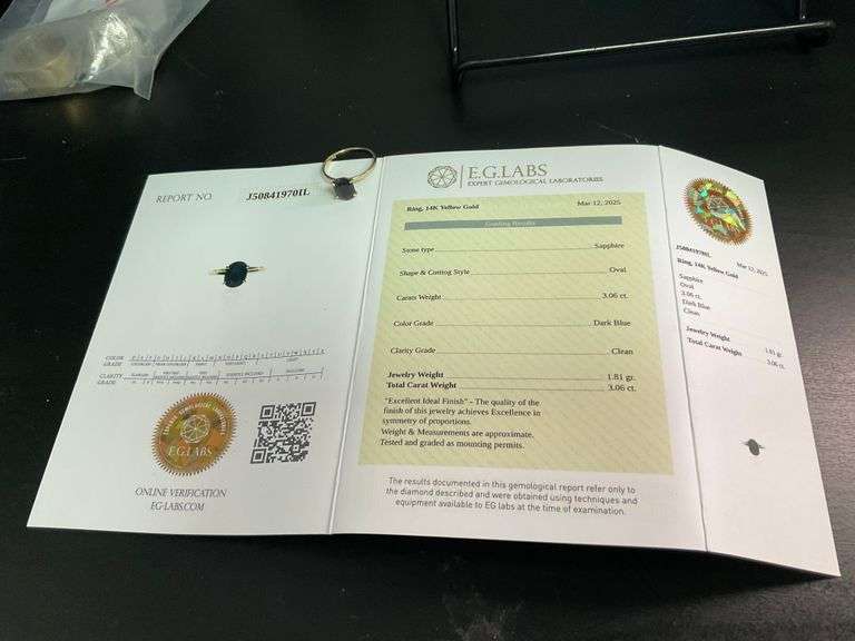 CERTIFIED 14K YELLOW GOLD SAPPHIRE RING.