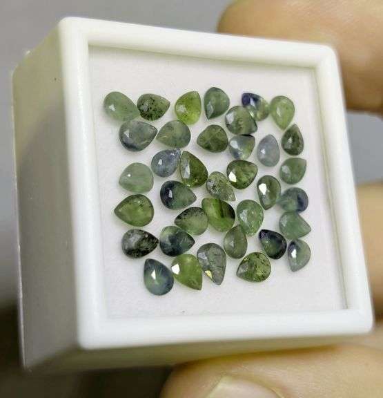 Incredible! Real swirling saturation 9.15ct Sapphire set!