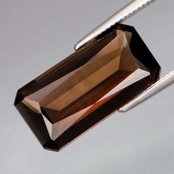 Outstanding 5.74ct smoky Tourmaline with VS clarity!