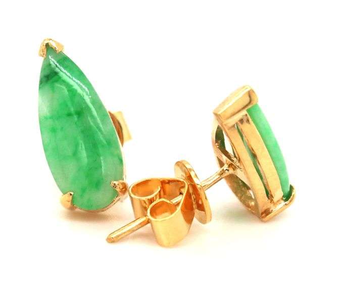 18kt Yellow gold pear green Jade earrings