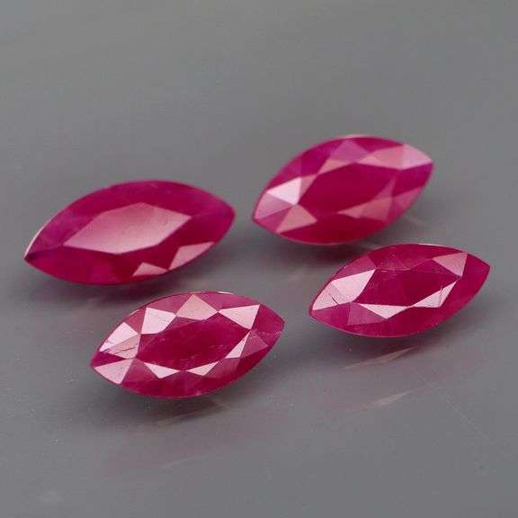 Fantastic 4.73ct set of MARQUISE CUT Burmese Rubies!
