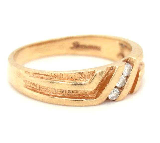 Useful 14k YG Band/Ring with Diamonds
