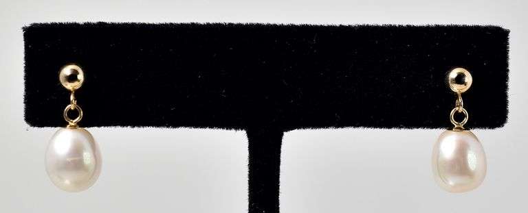 Sophisticated 14k Yellow Gold Pearl Dangle Earrings