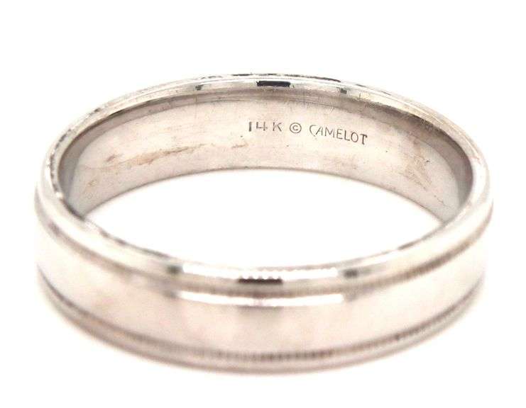 14kt White gold 5.5mm band